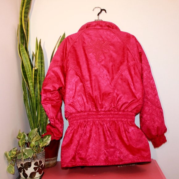 Descente Women's Fuchsia Ski Jacket - Picture 4 of 8